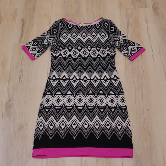 Eliza J Dresses & Skirts - Eliza J Woman 4 Dress Multicolor Chevron Print 3/4 Sleeve Boat Neck Shift‎